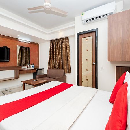 Hotel Balwas Szúrat Kültér fotó