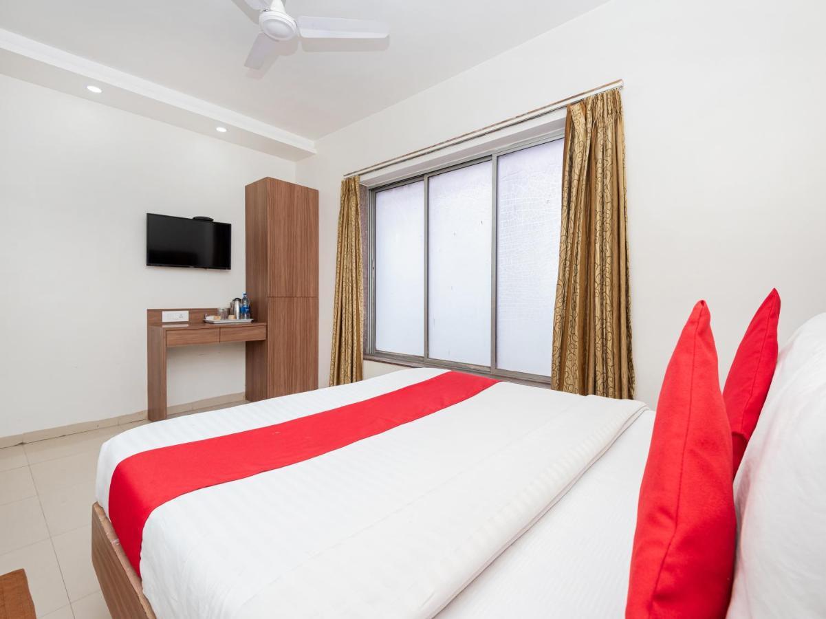Hotel Balwas Szúrat Kültér fotó
