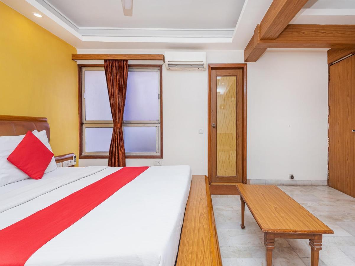 Hotel Balwas Szúrat Kültér fotó