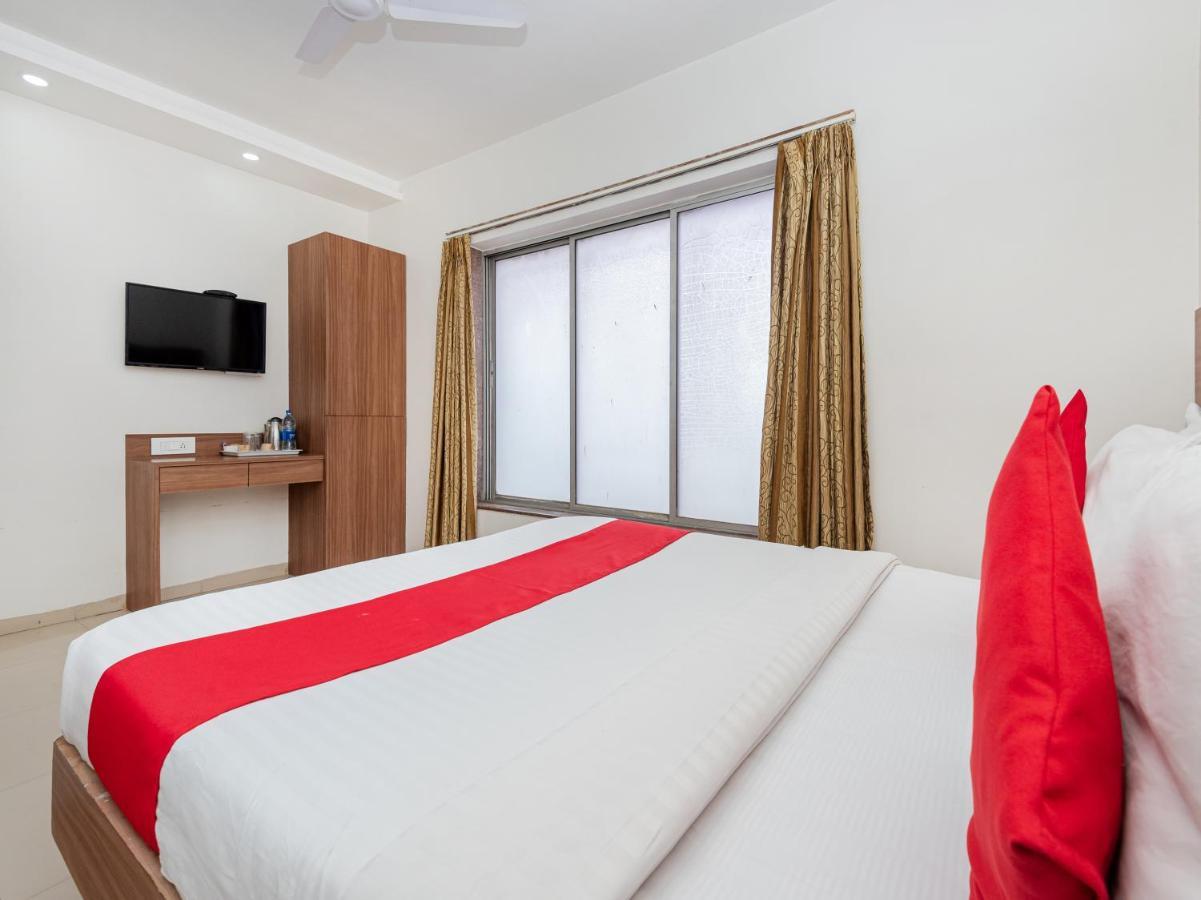 Hotel Balwas Szúrat Kültér fotó