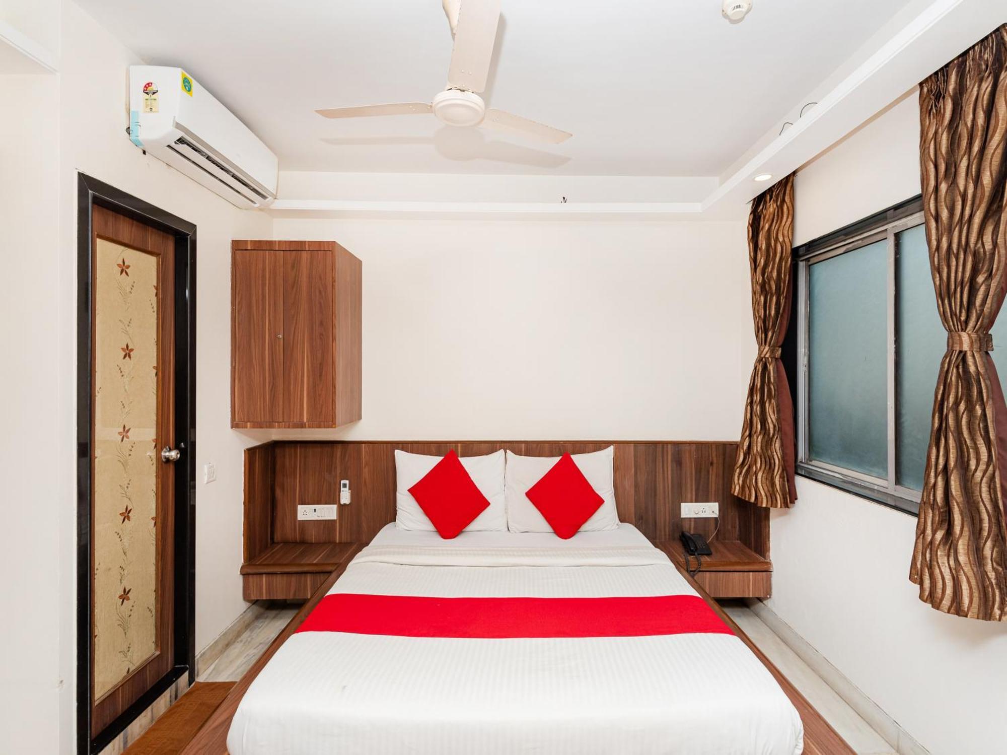Hotel Balwas Szúrat Kültér fotó