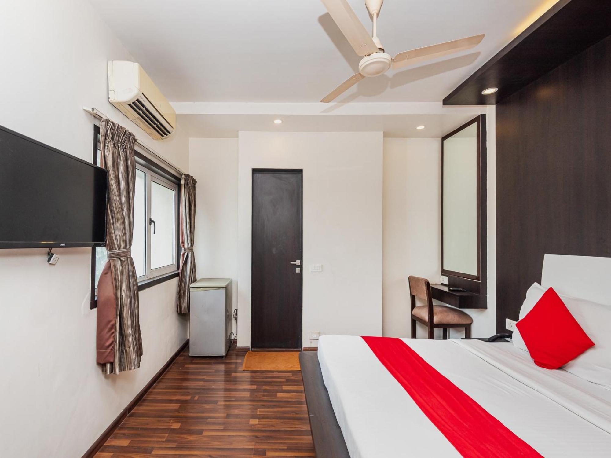 Hotel Balwas Szúrat Kültér fotó
